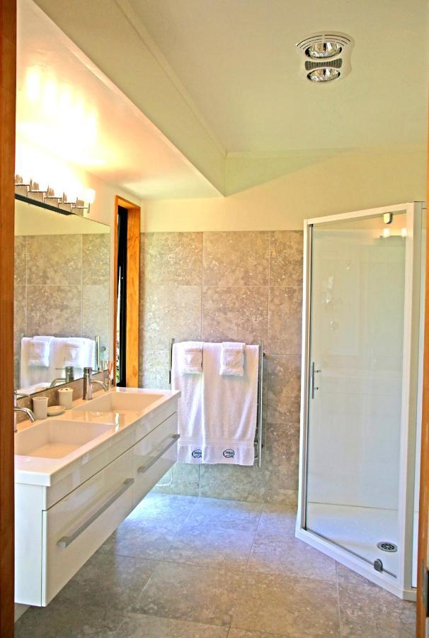 Twin Waters Lodge Collingwood Eksteriør bilde